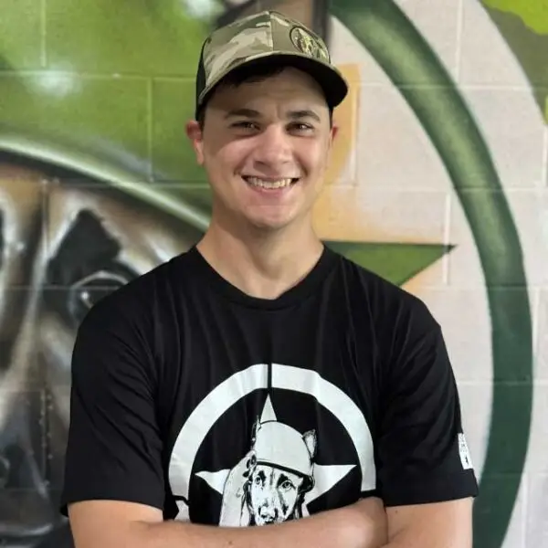 Evan Master Of Puppies Trainer